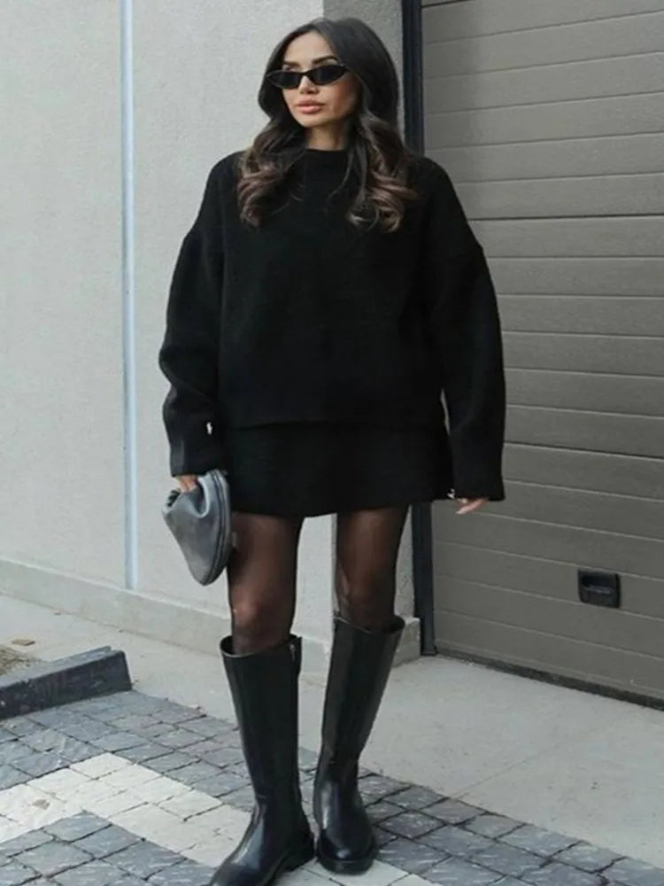 סט שני חלקים סרוג חולצת אובר סייז וחצאית מיני - יעלה