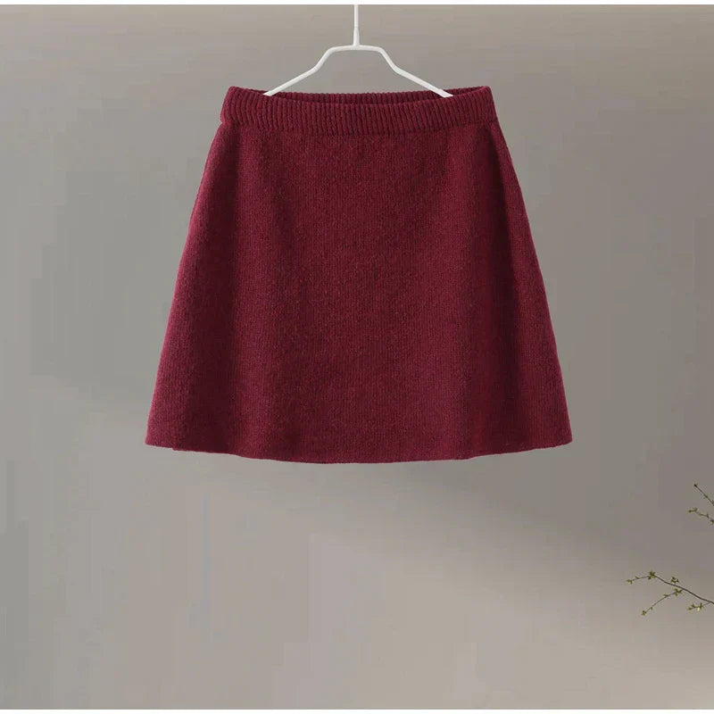 סט שני חלקים סרוג חולצת אובר סייז וחצאית מיני - יעלה