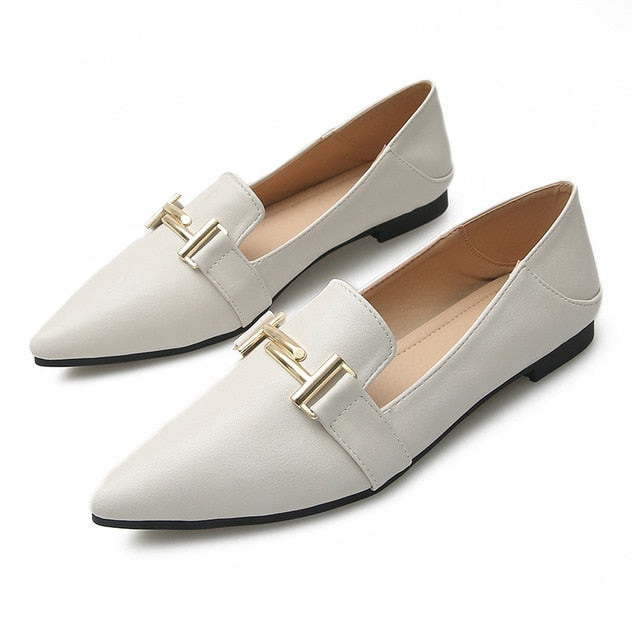 Eliza נעלי בובה מעור בשילוב אבזם